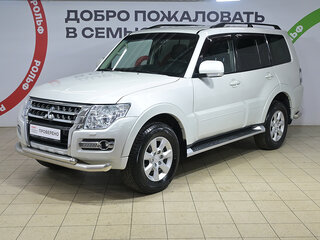 2014 Mitsubishi Pajero IV Рестайлинг 2, белый, 2244000 рублей, вид 1