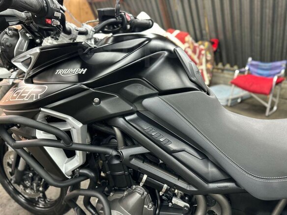 2019 Triumph Tiger 1200, чёрный, 1080000 рублей - вид 12