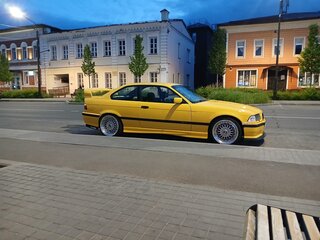 1994 BMW 3 серии 325i III (E36), жёлтый, 1000000 рублей, вид 5