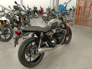 2020 Triumph Street Twin, зелёный, 780000 рублей, вид 3