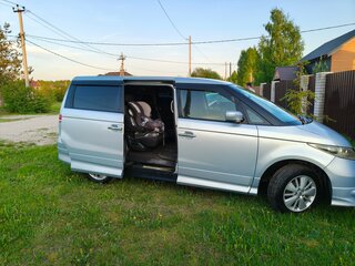 2006 Honda Elysion I, серый, 1350000 рублей, вид 5
