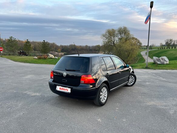 2001 Volkswagen Golf IV, чёрный, 450000 рублей - вид 2