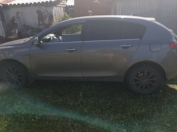 2013 Geely Emgrand EC7, серебристый, 300000 рублей - вид 6