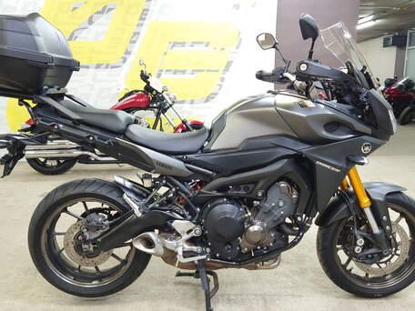 2015 Yamaha MT-09 Tracer (FJ-09), серый, 685000 рублей, вид 4