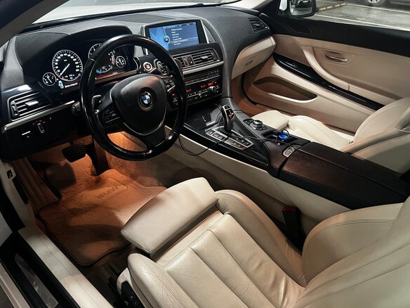 2011 BMW 6 серии 650i xDrive III (F06/F13/F12), белый, 1850000 рублей - вид 11