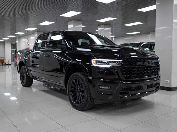 2026 Ram 1500 Crew Cab V Рестайлинг, чёрный, 9650000 рублей