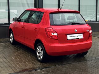 2010 Skoda Fabia II Рестайлинг, красный, 549000 рублей, вид 3
