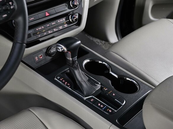 2018 Kia Carnival III, чёрный, 2085000 рублей - вид 7