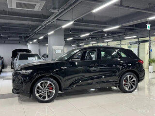 2025 Audi Q5 40 TDI III (GU), чёрный, 8800678 рублей, вид 2