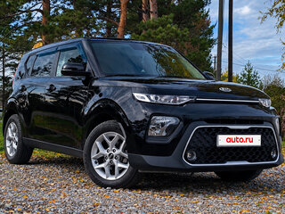 2020 Kia Soul III, чёрный, 1800000 рублей, вид 2
