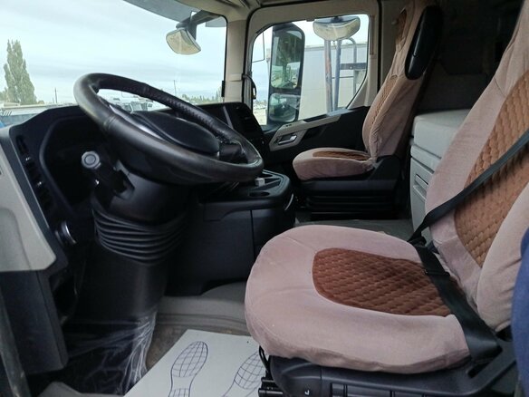 2023 Ford F-Max, белый, 5640000 рублей - вид 8