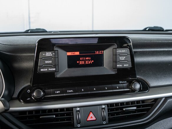 2019 Kia Cerato IV, серый, 1790000 рублей - вид 12