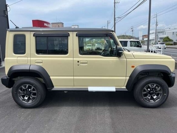2026 Suzuki Jimny IV, бежевый, 2300001 рублей - вид 4