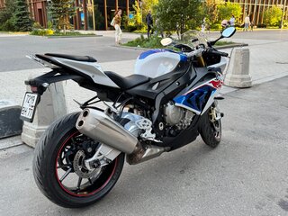 2017 BMW S 1000 RR, голубой, 1300000 рублей, вид 3