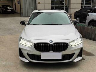 2022 BMW 1 серии 120i III (F52) Рестайлинг, белый, 1955000 рублей, вид 2