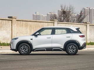 2026 BYD Yuan Up 45.12 kWh, белый, 2172000 рублей, вид 4
