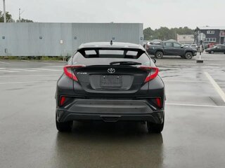 2022 Toyota C-HR I Рестайлинг, чёрный, 1700000 рублей, вид 5