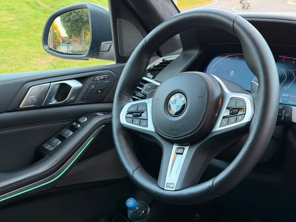 2022 BMW X7 40i I (G07), белый, 9099000 рублей - вид 14