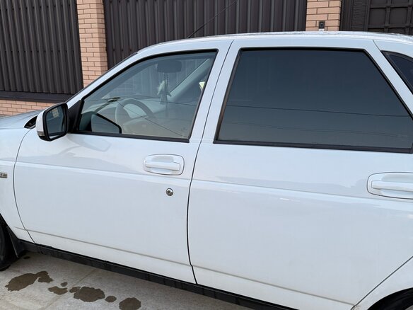 2013 Lada (ВАЗ) Priora I Рестайлинг, белый, 460000 рублей - вид 11