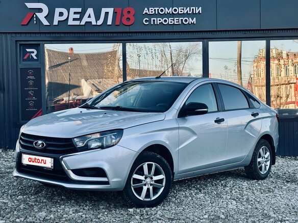 2017 Lada (ВАЗ) Vesta I, серебристый, 729000 рублей