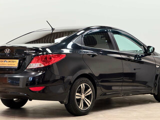 2012 Hyundai Solaris I, чёрный, 639000 рублей, вид 4