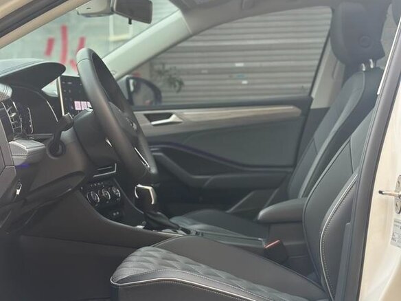 2022 Volkswagen Sagitar III Рестайлинг, белый, 1512000 рублей - вид 14