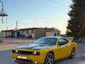 2009 Dodge Challenger III, жёлтый, 858000 рублей - вид 4