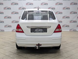 2011 Nissan Tiida I Рестайлинг, белый, 749000 рублей, вид 5