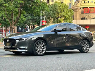 2023 Mazda 3 Axela IV (BP), серый, 1350000 рублей, вид 1