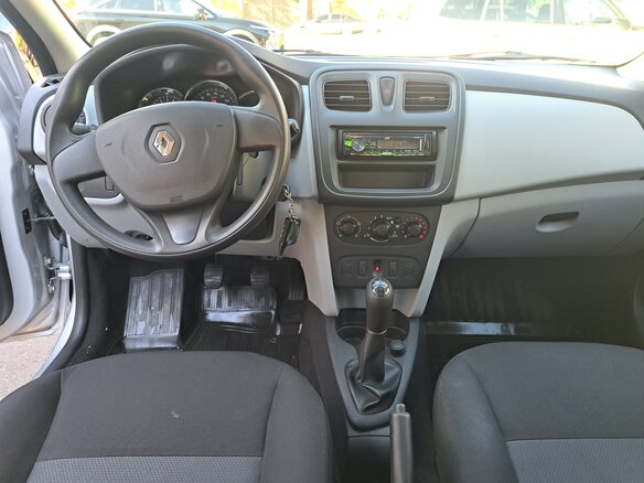 2014 Renault Sandero II, серый, 650000 рублей - вид 13