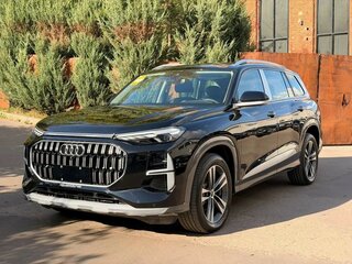 2026 Audi Q6 40 TFSI, чёрный, 7450000 рублей, вид 1