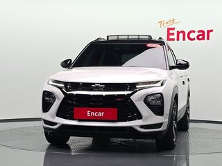 2022 Chevrolet TrailBlazer III, белый, 1650000 рублей, вид 2