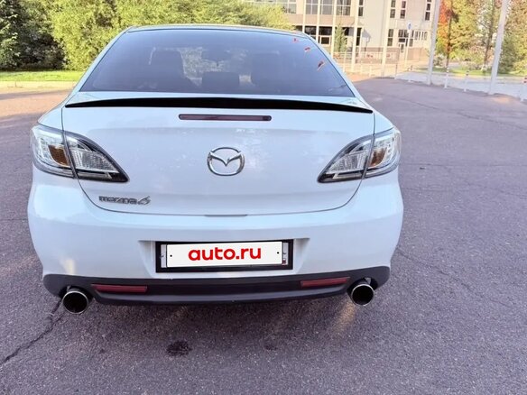 2011 Mazda 6 II (GH) Рестайлинг, белый, 1100000 рублей - вид 5