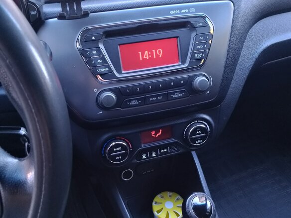 2012 Kia Rio 4-speed III, белый - вид 7