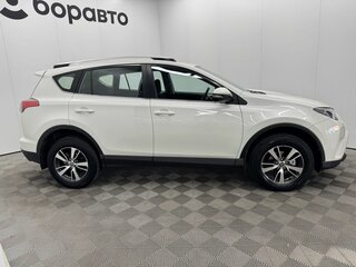 2017 Toyota RAV4 IV (XA40) Рестайлинг, белый, 2440000 рублей, вид 4