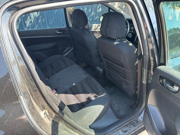 2007 Peugeot 307 I Рестайлинг, чёрный, 200000 рублей - вид 4