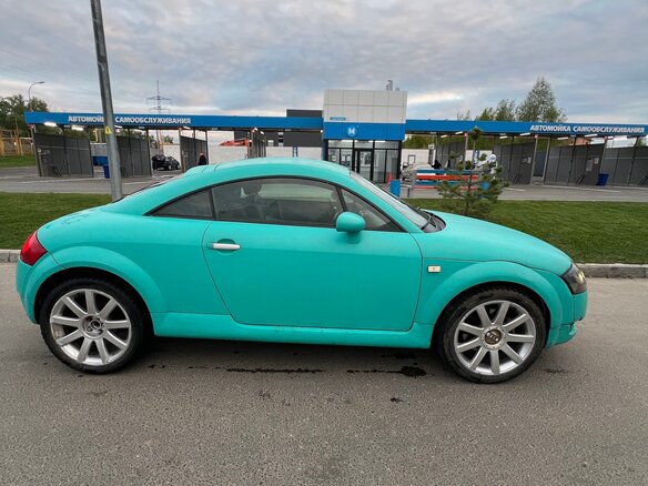1998 Audi TT I (8N), серебристый, 400000 рублей