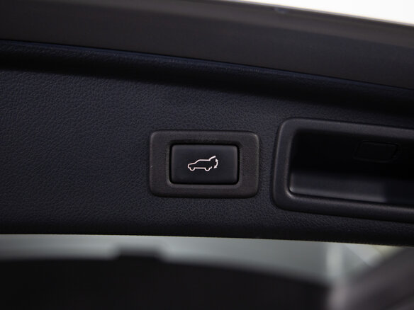 2016 Subaru Forester IV Рестайлинг 2, серый, 2099000 рублей - вид 11