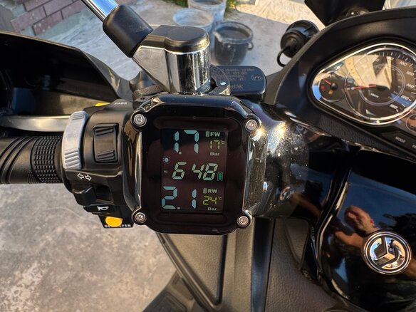 2013 Sym Maxsym 400, чёрный, 380000 рублей - вид 7