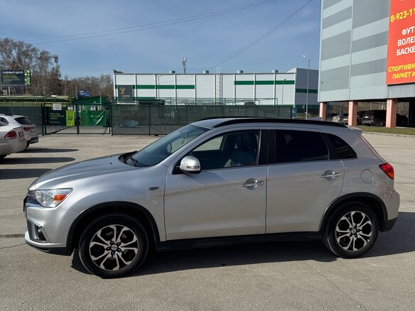 2017 Mitsubishi ASX I Рестайлинг 2, серебристый, 1700000 рублей - вид 6