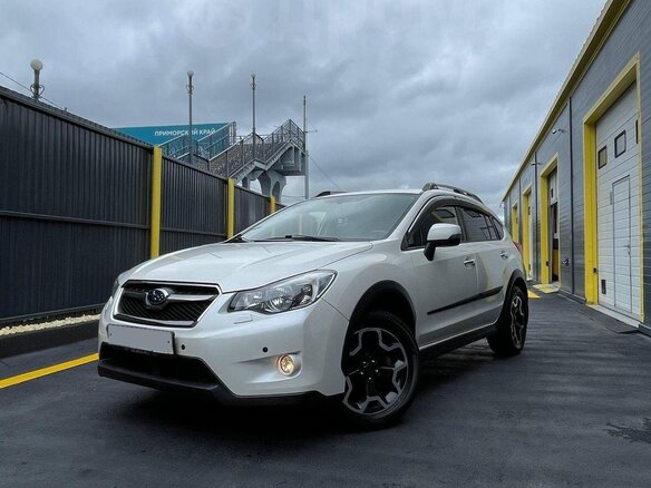 2014 Subaru XV I, белый, 1350000 рублей