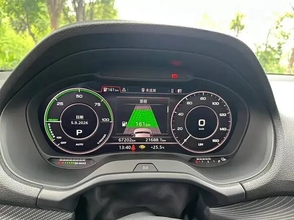 2021 Audi Q2 L e-tron I Рестайлинг, белый, 1900000 рублей - вид 11