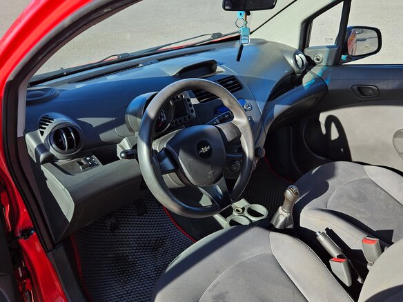 2011 Chevrolet Spark III, красный, 420000 рублей - вид 5
