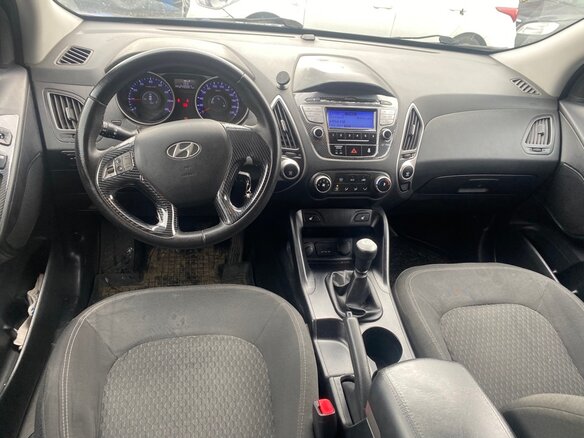 2012 Hyundai ix35 I, коричневый, 791000 рублей - вид 3