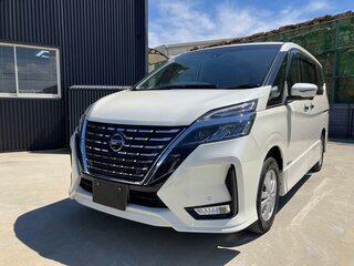2022 Nissan Serena S-Hybrid V (C27) Рестайлинг, белый, 1550000 рублей, вид 3