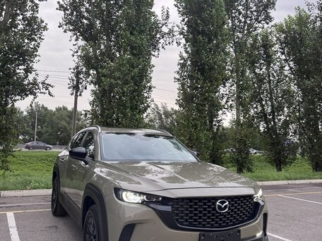 2023 Mazda CX-50, бежевый, 3000000 рублей, вид 1