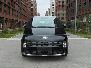 2026 Hyundai Staria I Рестайлинг, чёрный, 6999999 рублей, вид 2