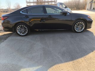 2016 Lexus ES 250 VI Рестайлинг, чёрный, 4100000 рублей, вид 3