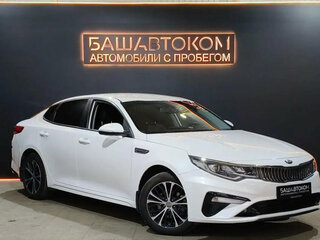 2019 Kia Optima IV Рестайлинг, белый, 2080000 рублей, вид 3