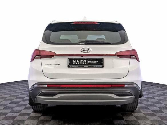 2022 Hyundai Santa Fe IV Рестайлинг, белый, 3625000 рублей - вид 5